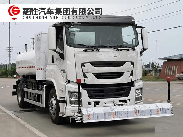 庆铃18吨纯电动路面清洗车