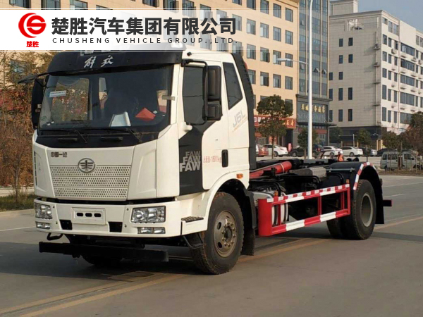 一汽解放J6L钩臂垃圾车